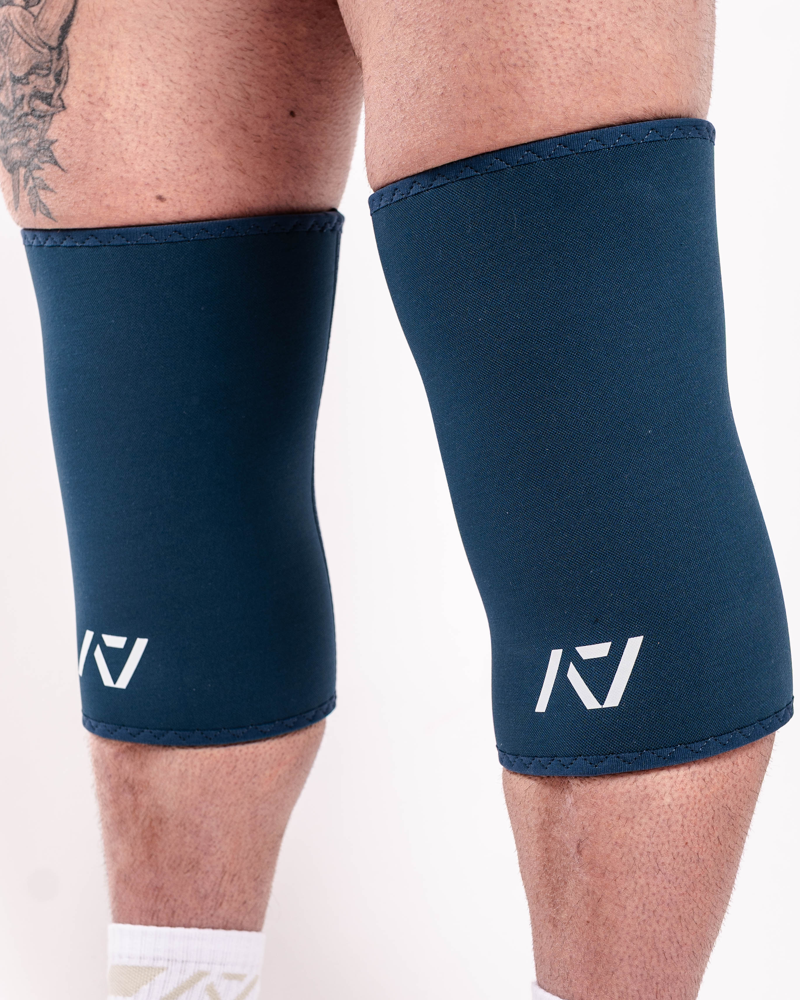 Hourglass Knee Sleeves - Tides
