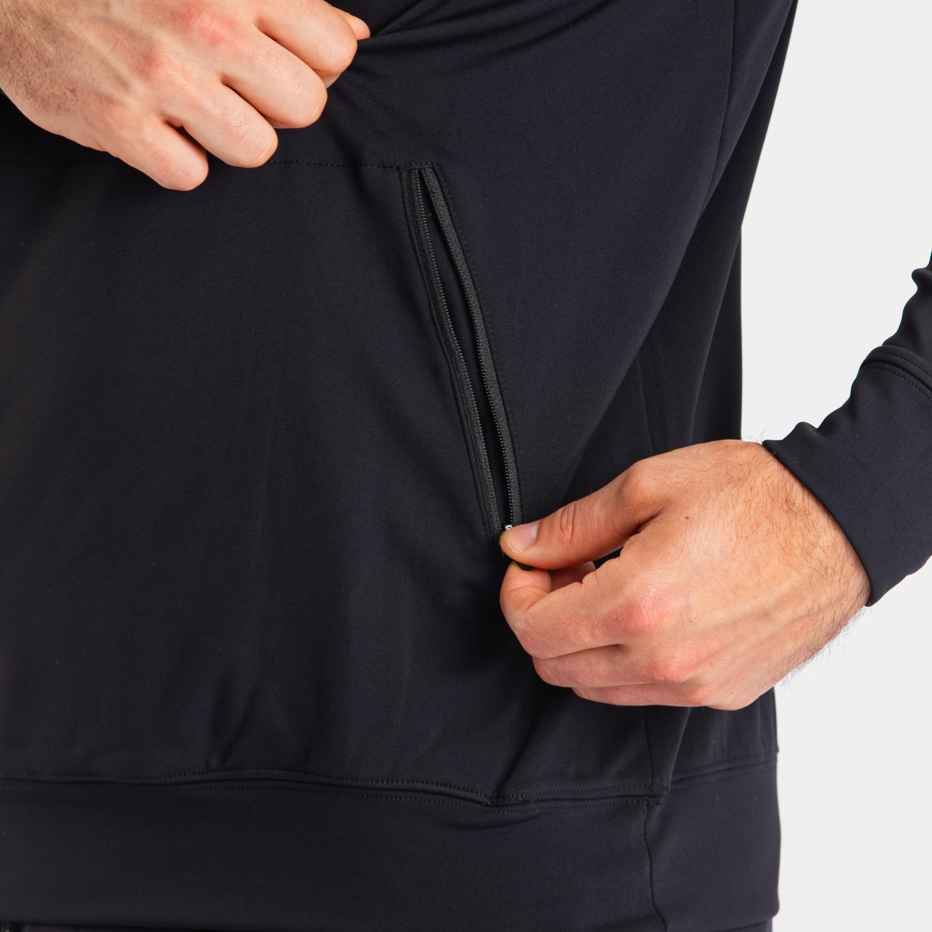 Close-up of the zippered pocket on the a7-us.mombra Quarter Zip Jacket – Stealth, designed for secure storage with a clean, minimalist finish.