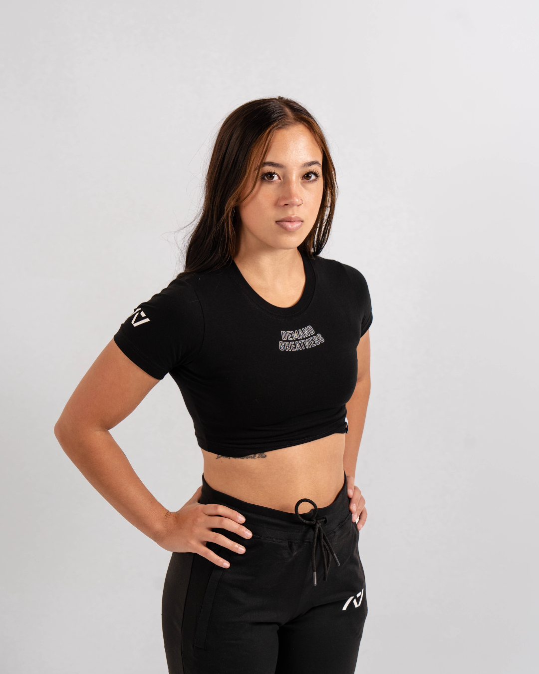 Demand Greatness True-Fit Women's Meet Crop - Domino