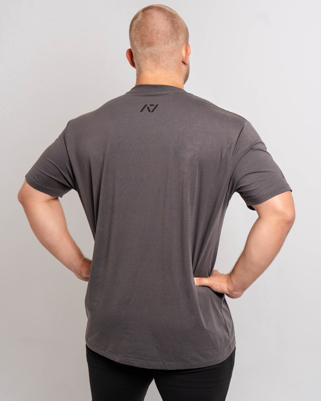 Demand Greatness True-Fit Men's Meet Shirt - Shadow Stone Gray